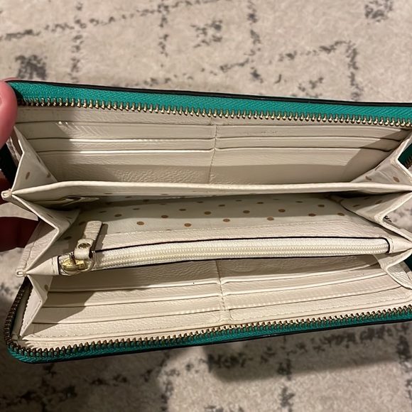 Kate Spade Wallet - Picture 2 of 3